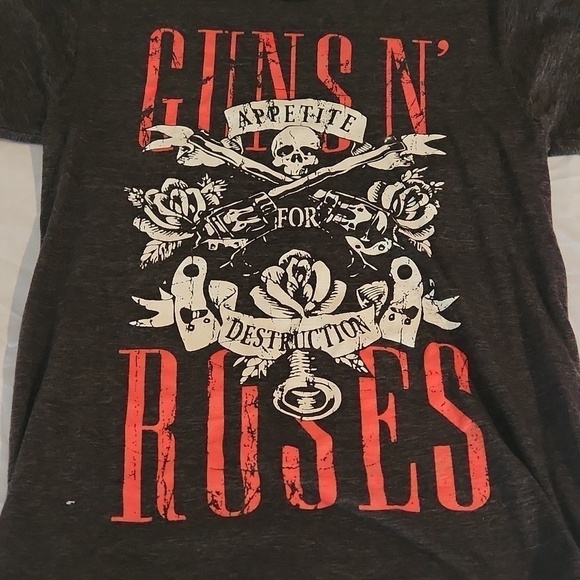 Guns N  Roses TShirt - Picture 2 of 3